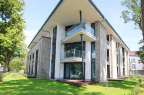 hafennahe Ferienwohnung im Erdgeschoss mit Terrasse - Haus Hafenkieker FeWo 02